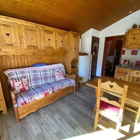 4 Pers. Sur Les Pistes Avec Balcon Et Parking - Fr-1-459-193 Apartment