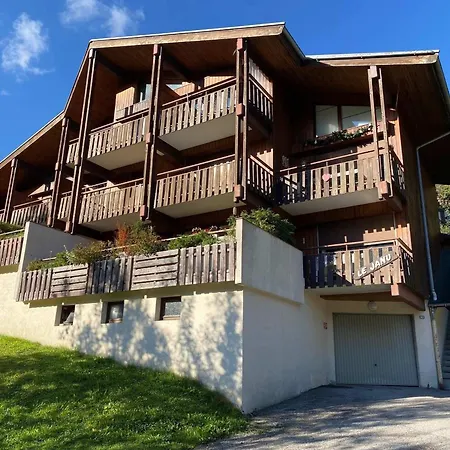 Apartment 4 Pers. Sur Les Pistes Avec Balcon Et Parking - Fr-1-459-193 La Clusaz